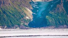 The Earth's Quiet Majesty: A Visual Retreat