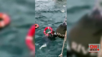 İstanbul Boğaz'ında can pazarı! Üsküdar'da feribottan denize düşen kadını böyle kurtardı
