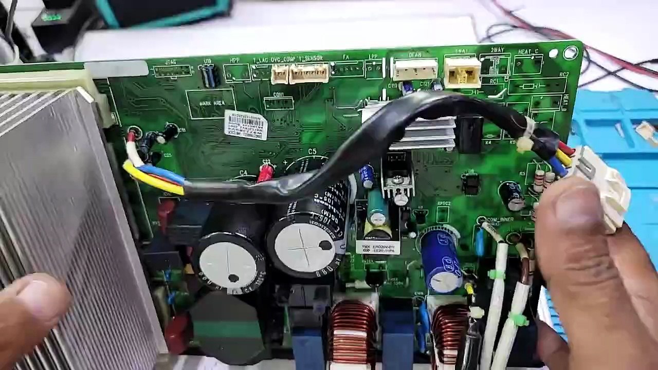 Gree Dc inverter  ac E6 error code outdoor pcb Dc inverter ac pcb training center #561