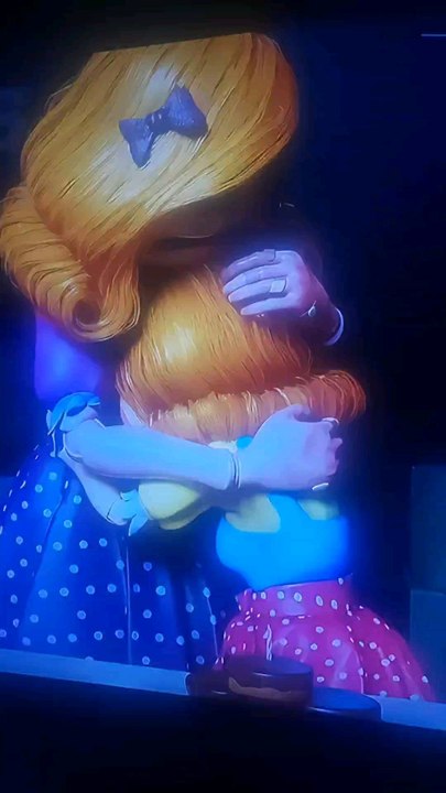 Ms Delight and Ms Delight's Mom are Hugging Mother and Daughter/Poppy Playtime Chapter 3