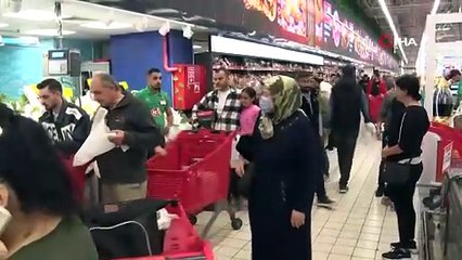 İstanbul'da kilosu 50 TL izdihamı: Vatandaş akın etti, adım atacak yer kalmadı!