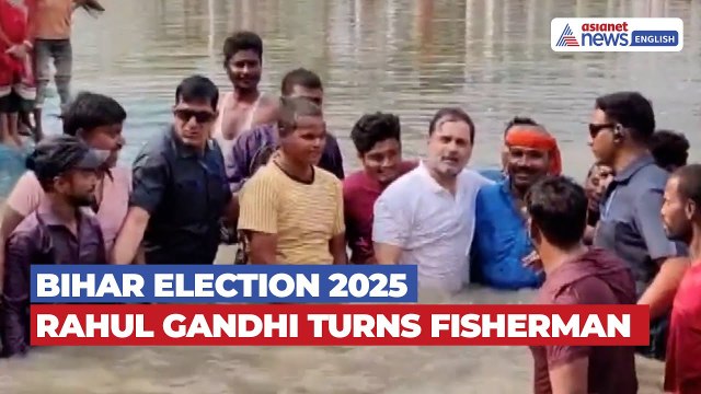 Rahul Gandhi Turns Fisherman in Bihar, Joins Locals in Pond Fishing