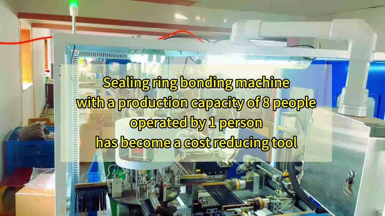 Sealing ring bonding machine with a production capacity of 8 people, operated by 1 person, has become a cost reducing tool