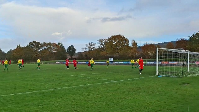 Le pénalty de Kévin du 2 à 1 contre Ambrières