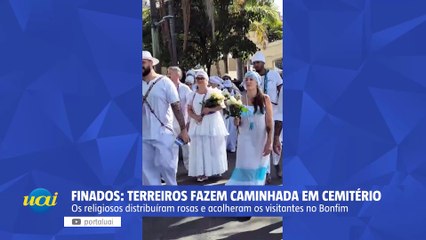 Finados: terreiros fazem caminhada e distribuição de rosas no Cemitério do Bonfim