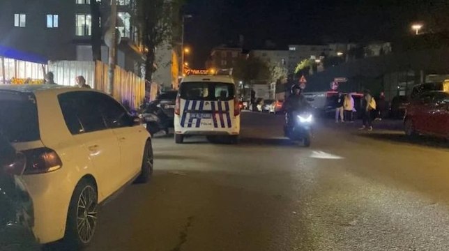 Bahçelievler'de dehşet anları! Husumetlisini vurdu, yoldan geçen 2 kişiyi yaraladı