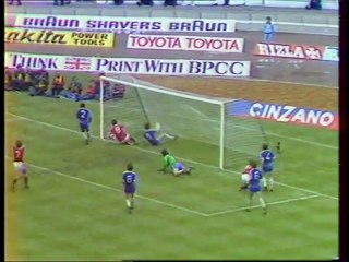 MANCHESTER UNITED - BRIGHTON - 1983 - SAISON 1982/1983 -