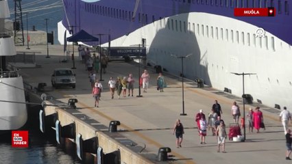 Muğla'ya iki kruvaziyerle 1853 yolcu geldi