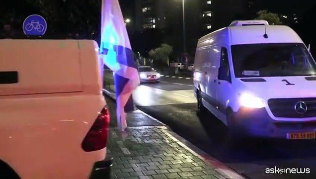 Israele identifica i corpi di tre ostaggi riconsegnati da Hamas