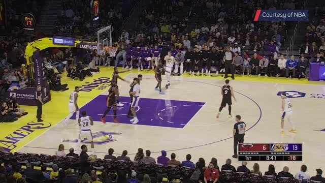 Doncic wows the crowd with two magic dimes