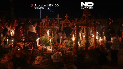In Messico, Día de los Muertos: notte di candele, fiori e anime che tornano
