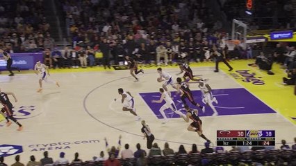 Lakers - Le slam dunk de Bronny James sur une passe lobée parfaite de Reaves