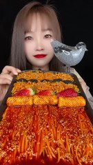 She can eat all of them 😱