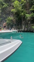Swim on coral islands with green seas