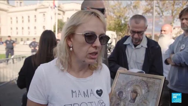 Serbie : des dizaines de milliers d'habitants commémorent l'accident de Novi Sad