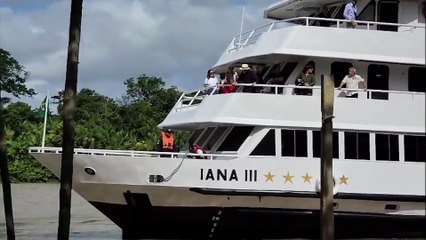 Presidente Lula no barco em que ficará hospedado durante a COP30, em Belém