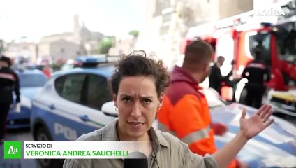 Crollo ai Fori, uomo sotto le macerie: la Torre non e' ancora in sicurezza