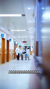 Eighteen years after the series ended, she reunited with the fake heiress, her eyes bloodshot as she questioned her parents about why they had abandoned her. Her whole family wanted to make amends, but she coldly rejected their hypocritical affection, dis