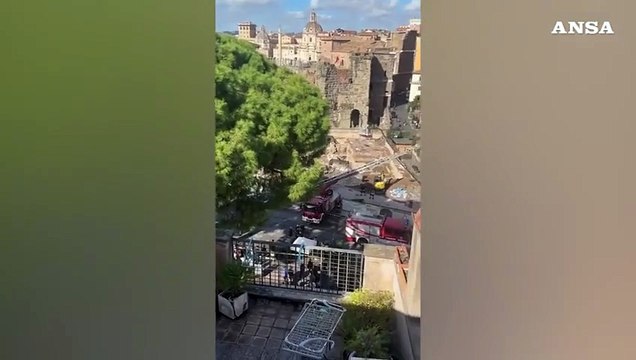 Roma, crollo Torre dei Conti: le operazioni di soccorso e messa in sicurezza