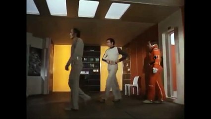 Cosmos 1999 - Episodio 01 - Separación - ( Latino . Full HD )