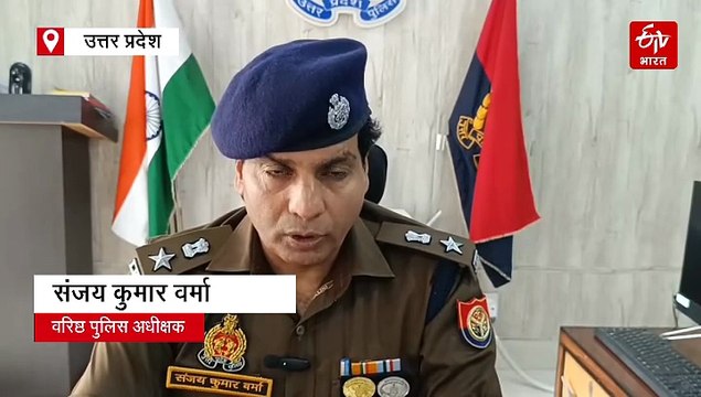 Watch; ट्रैफिक पुलिसकर्मी ने रोकी कार तो युवकों ने सरेआम की पिटाई, बच्ची को लॉक कर भागे, शीशा तोड़कर बचाया
