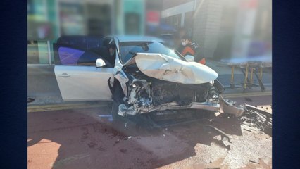 완주서 차량 4대 연쇄 충돌...1명 사망·2명 부상 / YTN