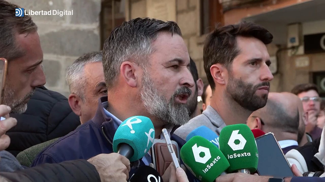 Abascal acusa a Feijóo de entregar un "chivo expiatorio" a Sánchez tras la dimisión de Mazón