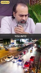 Living in the Moment || Acharya Prashant