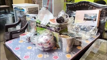 बिन बाप की बेटियों के चेहरे पर आई मुस्कान, शादी में सर्व समाज टीम ने कन्यादान में दिए उपहार