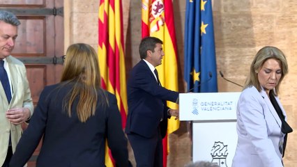 Vilaplana afirma que Mazón estuvo comunicado durante su comida el 29-O y que no percibió prisa