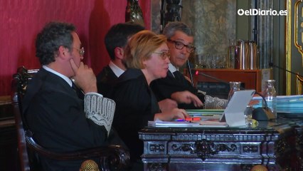 Lastra diciendo que solo trabaja por las mañanas y la abogada del Estado felicitándole