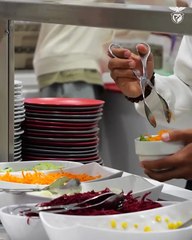 José Mourinho partilha mesa de jantar com membros da formação do Benfica