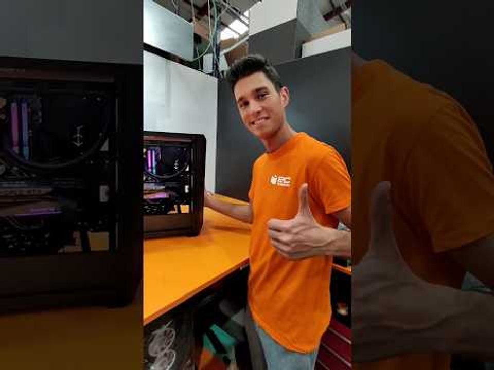🧑‍🔧 ¿Cómo montamos un PC gaming? #pccomponentes #shorts #gaming #viral #pc