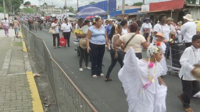 Penonomé celebra con fervor patrio los desfiles del 3 de noviembre