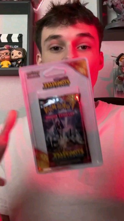 Ouverture d'un blister, objectif Pikachu !