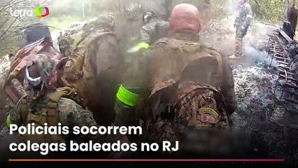 Policiais socorrem colegas baleados em megaoperação no Rio de Janeiro