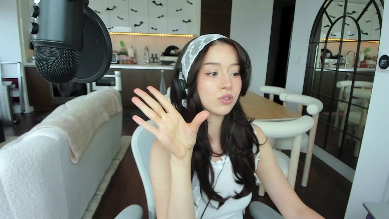 Just Chatting #114: "OhnePixel buying pokimane a house"