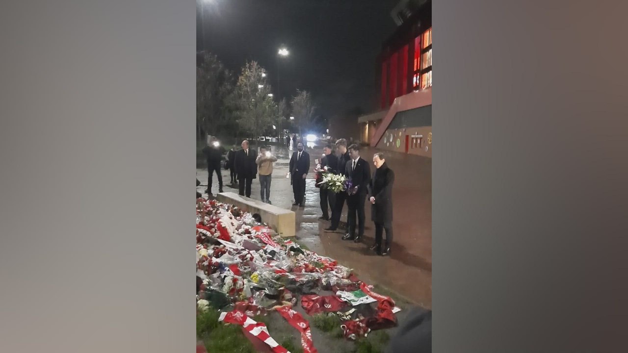 El Real Madrid rinde homenaje a Diogo Jota en Anfield