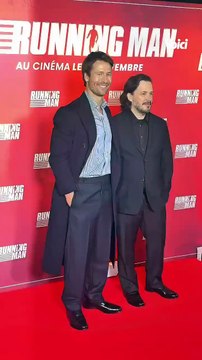 🎬 @glenpowell & @edgarwright à Paris pour le film @runningmanmovie ! 🔹 The Running Man, l’émission numéro un à la télévision : 30 jours de survie où les Runners doivent échapper à des tueurs professionnels pour gagner leur vie. Ben Richards, prêt à tou