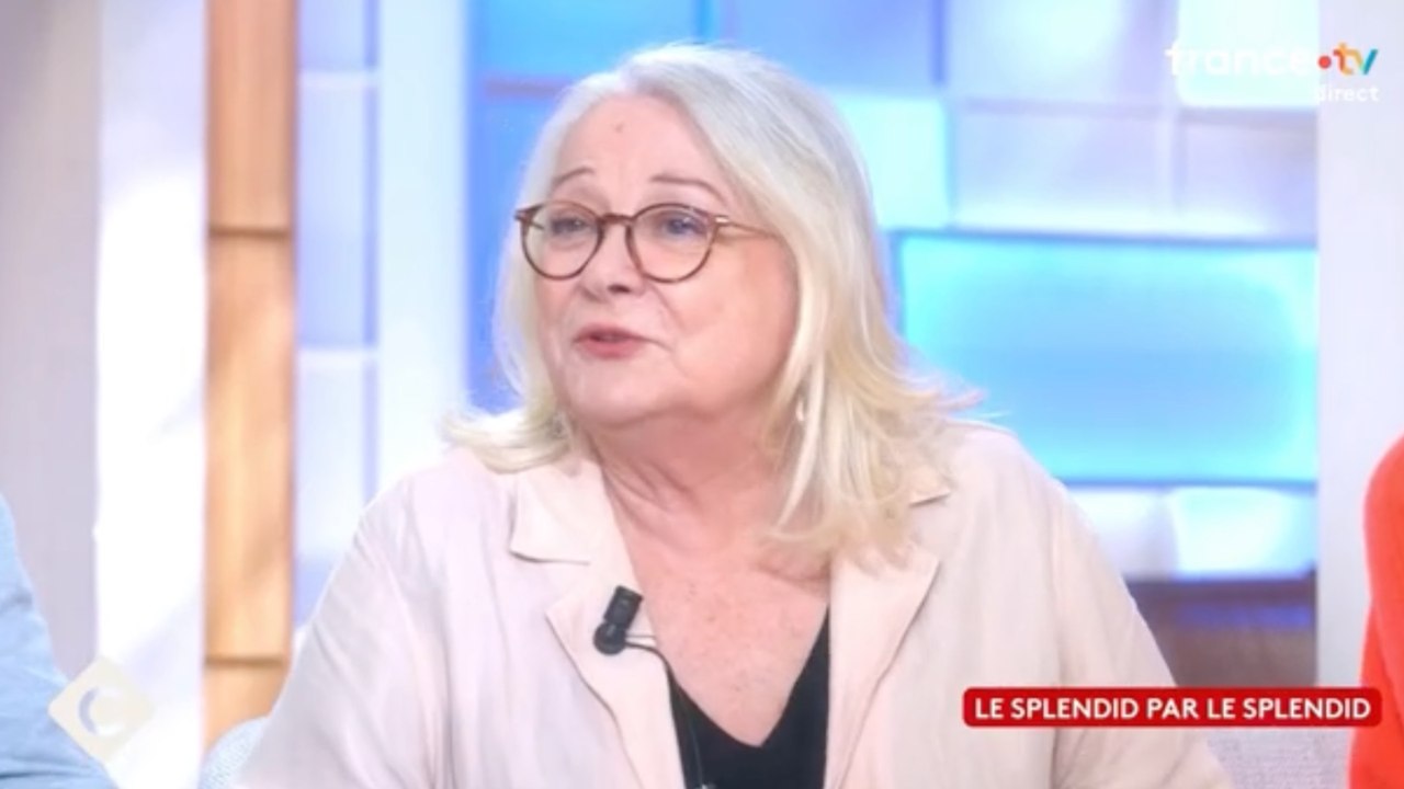 Josiane Balasko raconte une anecdote hilarante de l'un des tournages de Bronzés