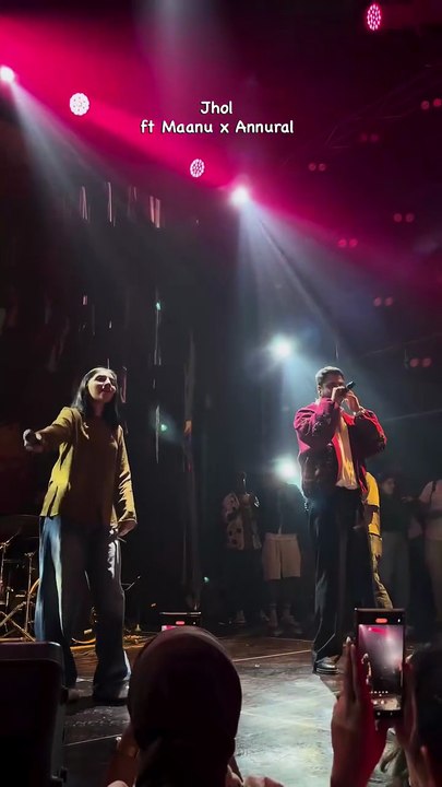 Annural Khalid playing jhol during concert viral video