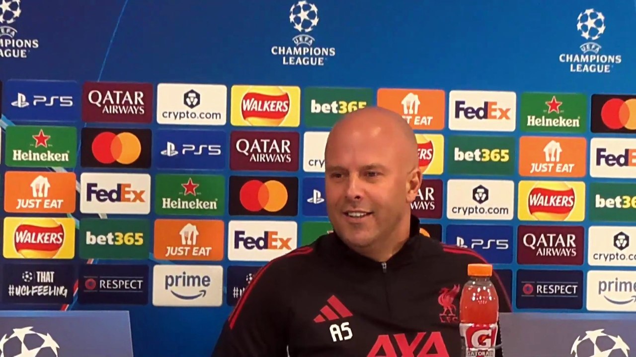 Slot: "El año pasado ya vi a un gran Real Madrid, ahora también"