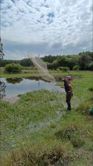 Pescando la carnada en la laguna con atarraya 👌🎣