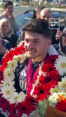 Dünya rekortmeni milli halterci coşkuyla karşılandı