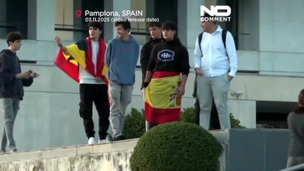 Pamplona'daki aşırı sağ etkinlikte polisle protestocular çatıştı