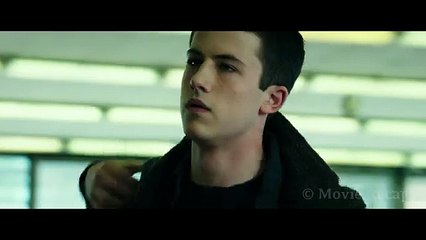 Blind Man Who Robbers Are Trying to Avoid For a Reason