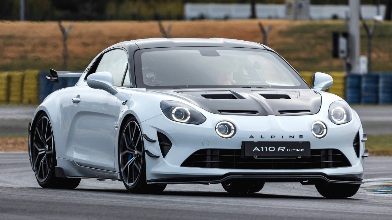 Alpine A110 R Ultime Glanzweiß – Preis, Technik & Fahrverhalten im Check