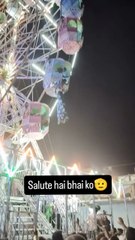 Dangling from a Ferris Wheel! Heroic Rescue at Bhatapara Fair | Accident Avoided