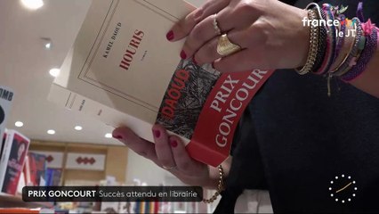 Prix Goncourt: Les 10 jurés de l'Académie Goncourt se réunissent ce midi à Drouant, à Paris, pour se mettre d'accord sur le nom du lauréat du plus illustre des prix littéraires français - VIDEO