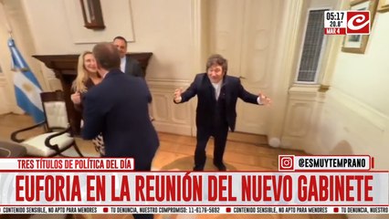 Euforia estudiantil en la reunión del nuevo gabinete de ministros de Javier Milei